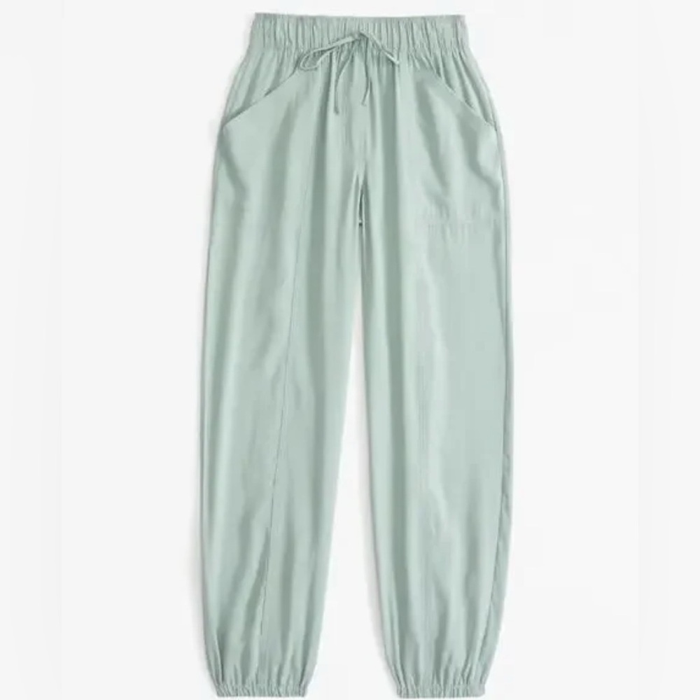 Abercrombie & Fitch Light Green Drapey Utility Jogger